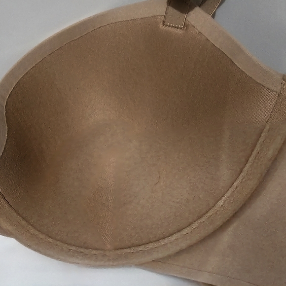 LOVE CLOUD Smooth Lightly Lined Demi Bra - Picture 8 of 16